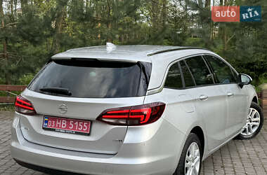 Универсал Opel Astra 2018 в 