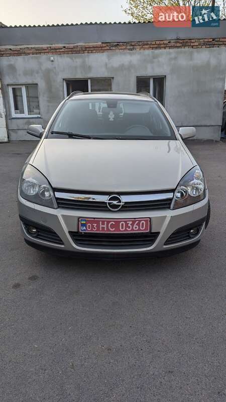 Универсал Opel Astra 2005 в 