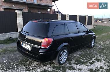 Универсал Opel Astra 2006 в 