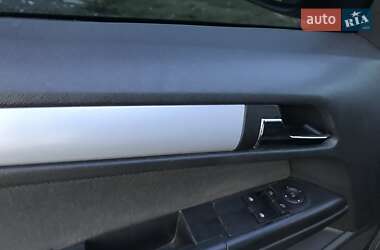 Универсал Opel Astra 2006 в 
