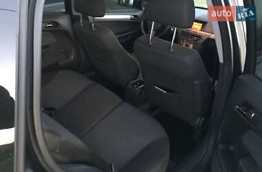 Универсал Opel Astra 2006 в 