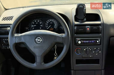 Седан Opel Astra 2007 в 