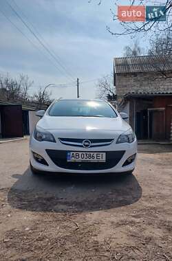 Універсал Opel Astra 2014 в Шаргороді