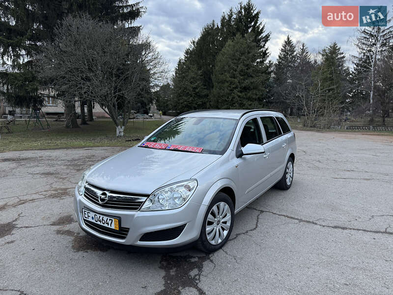 Универсал Opel Astra 2009 в 