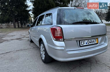 Универсал Opel Astra 2009 в 