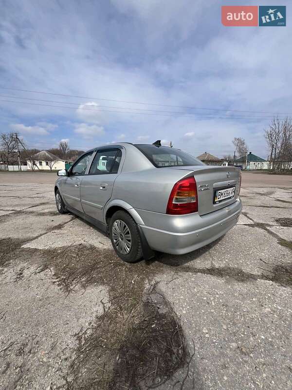 Седан Opel Astra 2006 в Прилуках