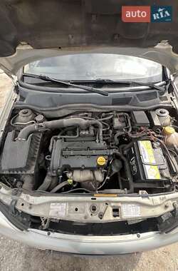Седан Opel Astra 2006 в 