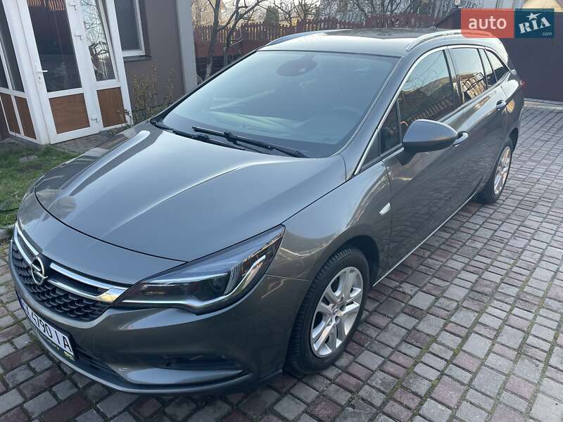 Универсал Opel Astra 2018 в 