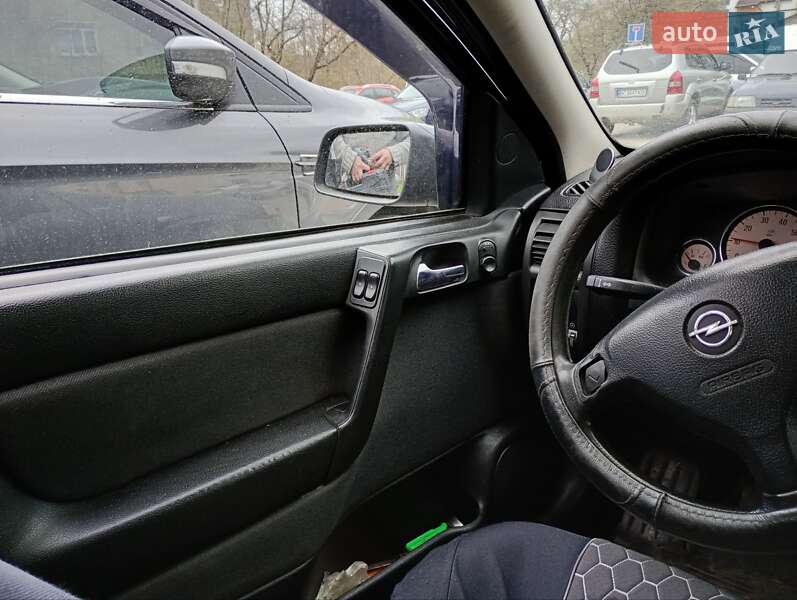 Универсал Opel Astra 2002 в Львове