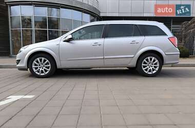 Универсал Opel Astra 2008 в 