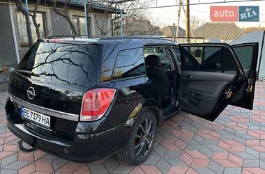 Универсал Opel Astra 2005 в 