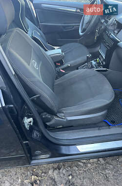 Універсал Opel Astra 2007 в 