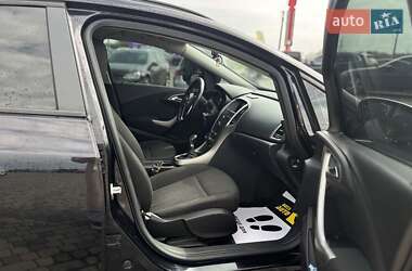 Универсал Opel Astra 2011 в 