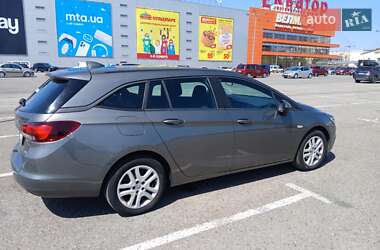 Универсал Opel Astra 2017 в 