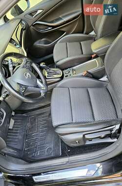 Универсал Opel Astra 2019 в 