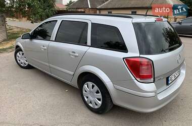 Универсал Opel Astra 2005 в 