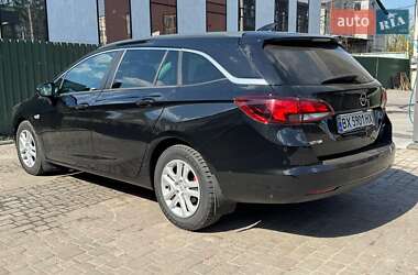 Универсал Opel Astra 2016 в 