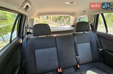 Универсал Opel Astra 2005 в 
