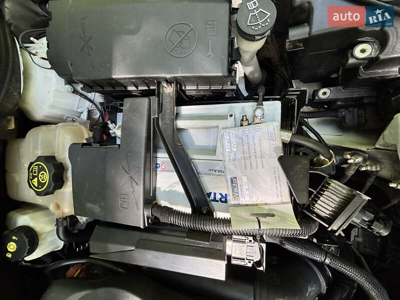 Хетчбек Opel Astra 2013 в Чернівцях