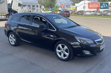 Універсал Opel Astra 2011 в 