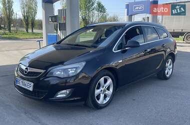 Універсал Opel Astra 2011 в 
