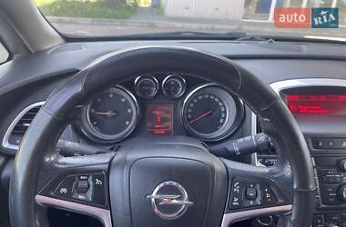 Універсал Opel Astra 2011 в 