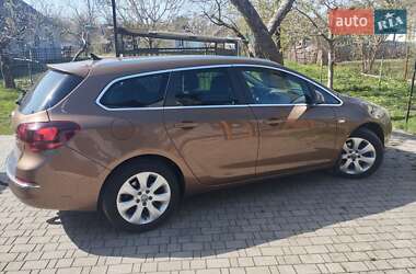 Универсал Opel Astra 2015 в 