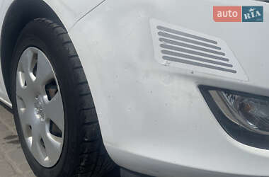 Универсал Opel Astra 2011 в 