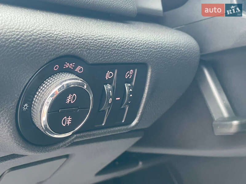 Универсал Opel Astra 2014 в Дрогобыче