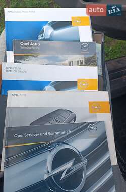 Універсал Opel Astra 2010 в 