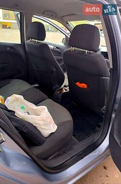 Универсал Opel Astra 2006 в 