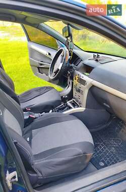 Универсал Opel Astra 2007 в 