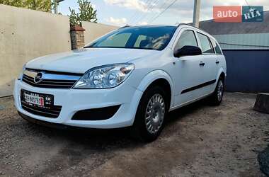Универсал Opel Astra 2008 в Жмеринке