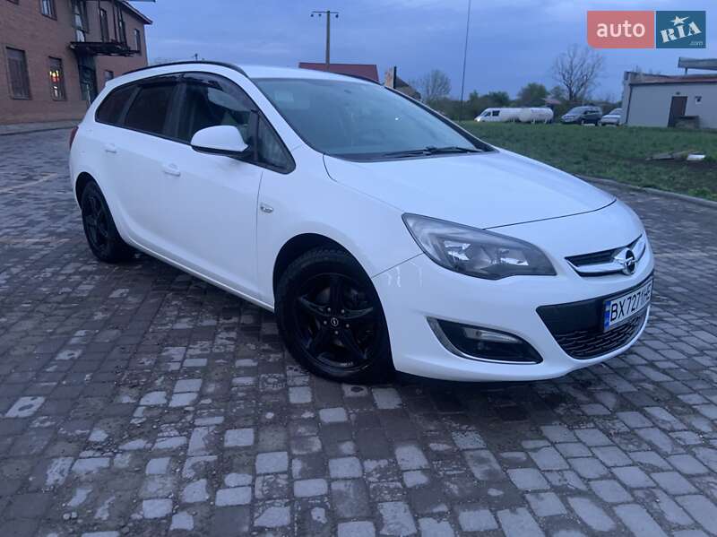 Opel Astra 2013