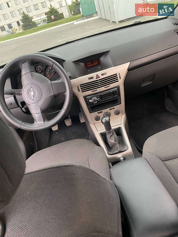 Хетчбек Opel Astra 2007 в Бучі