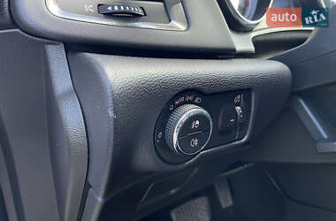 Хэтчбек Opel Astra 2010 в 