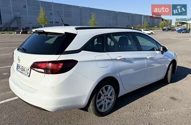 Универсал Opel Astra 2019 в Ровно