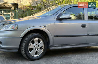 Седан Opel Astra 2001 в Києві