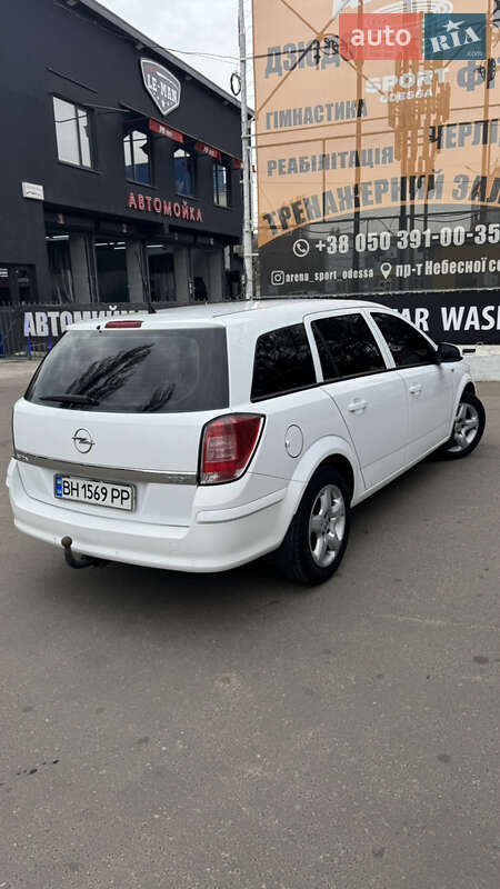 Універсал Opel Astra 2009 в Одесі