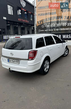 Универсал Opel Astra 2009 в 