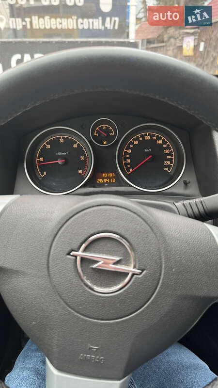 Універсал Opel Astra 2009 в Одесі