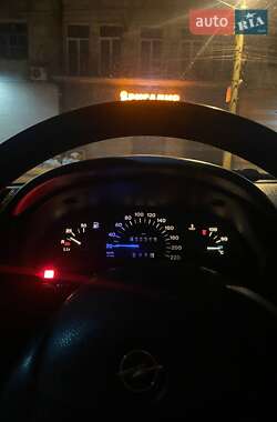 Седан Opel Astra 1995 в 