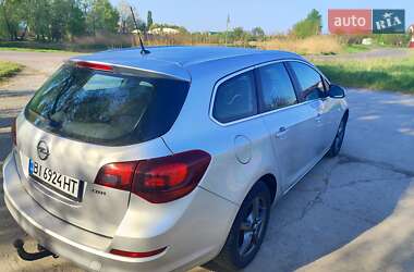 Универсал Opel Astra 2010 в 