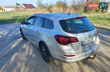 Универсал Opel Astra 2010 в 