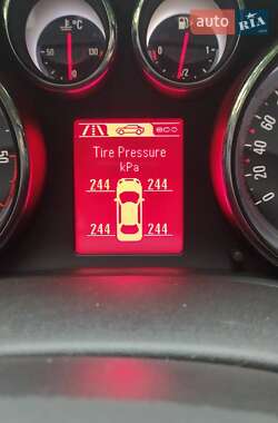 Универсал Opel Astra 2014 в 