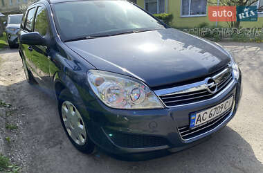 Универсал Opel Astra 2008 в 