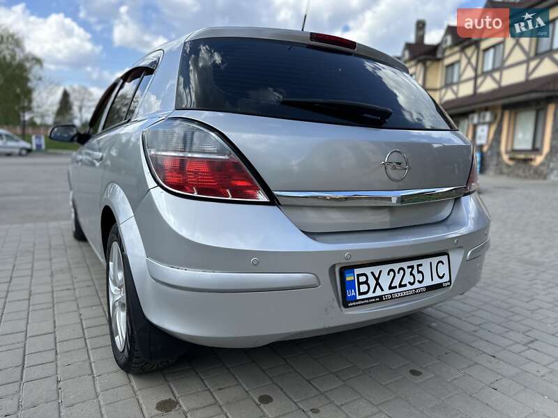 Хетчбек Opel Astra 2010 в Хмельницькому