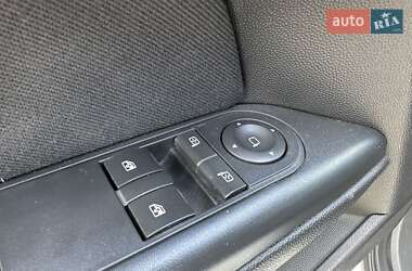 Хэтчбек Opel Astra 2010 в 