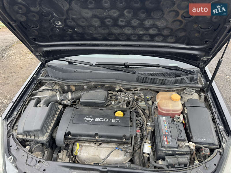 Универсал Opel Astra 2006 в Городковке