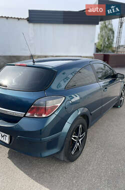 Купе Opel Astra 2007 в 